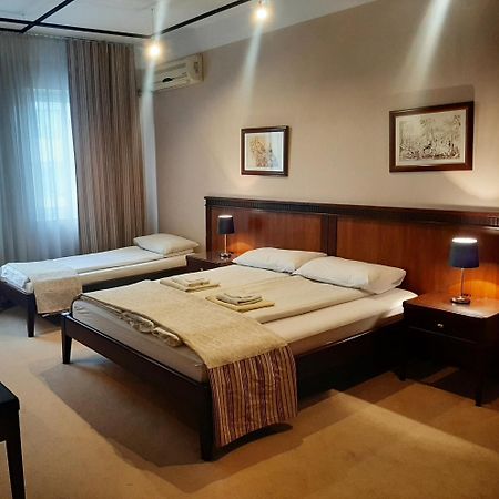 Gm Apart Hotel Nisz Zewnętrze zdjęcie