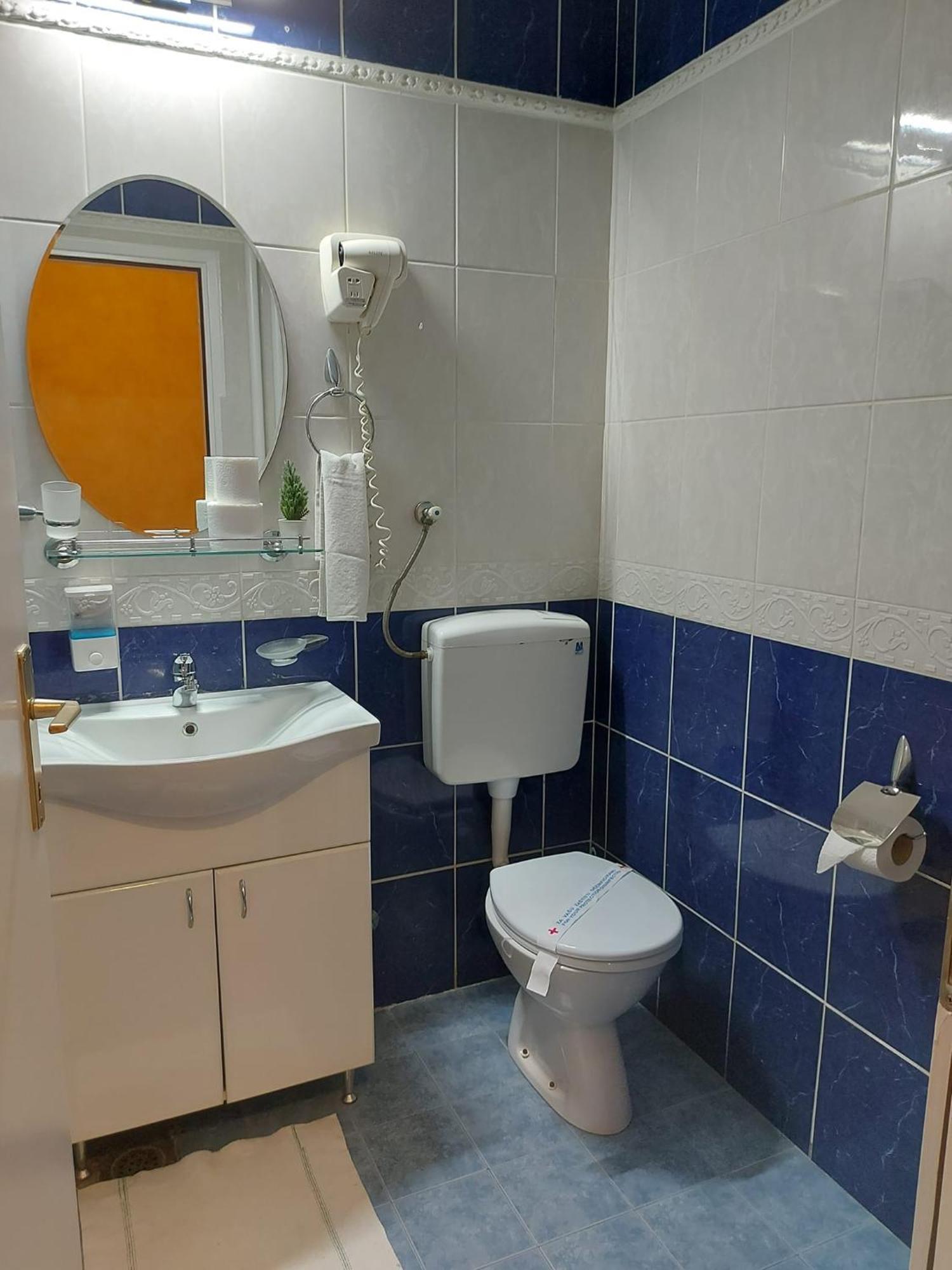Gm Apart Hotel Nisz Zewnętrze zdjęcie