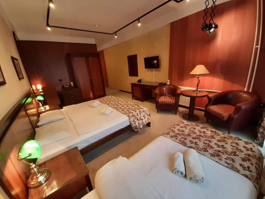 Gm Apart Hotel Nisz Zewnętrze zdjęcie